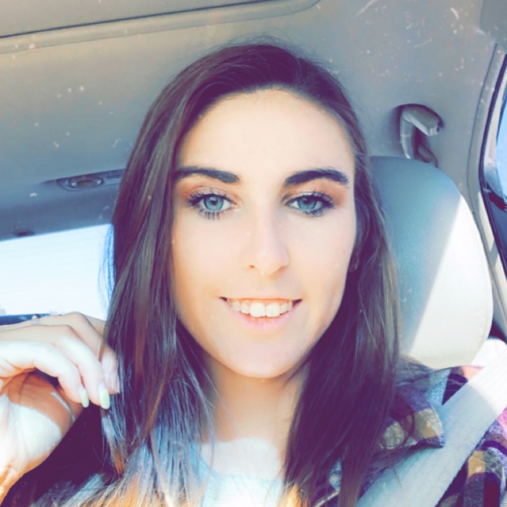 Meet your Posher, Hannah